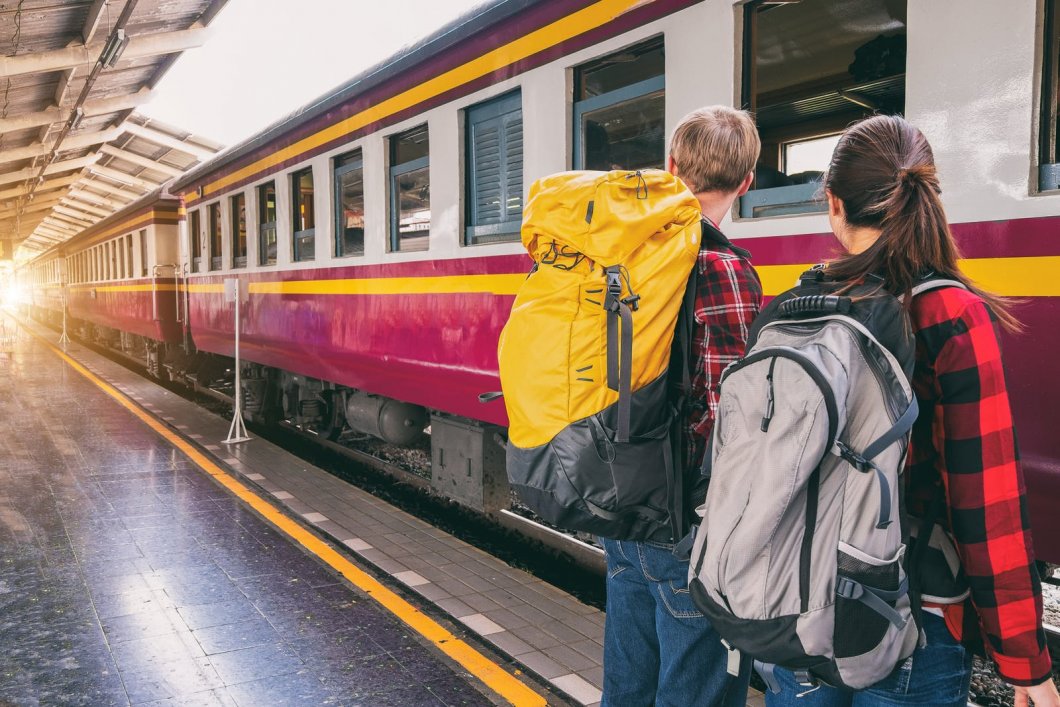 ESN & Europarlementariërs willen Erasmus+ vergroenen met goedkopere treintickets